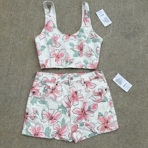 Floral denim set-top and bottom. Top Small. Bottom 26